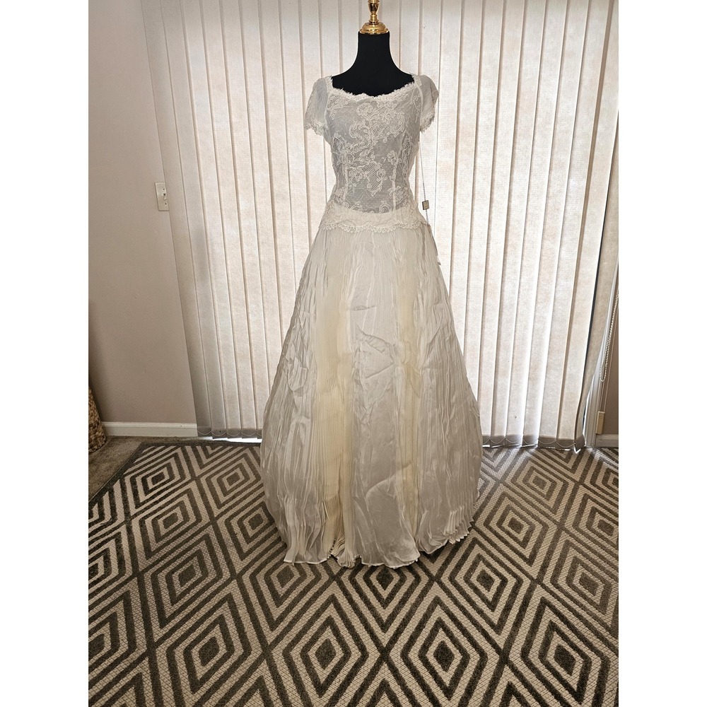 Lancetti Ivory 2pc Wedding Dress 10 NWT